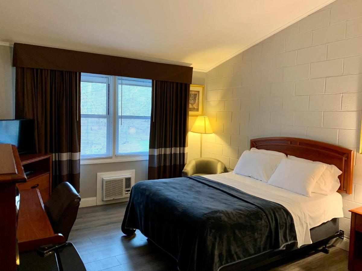 Hill Top Motel - Housity