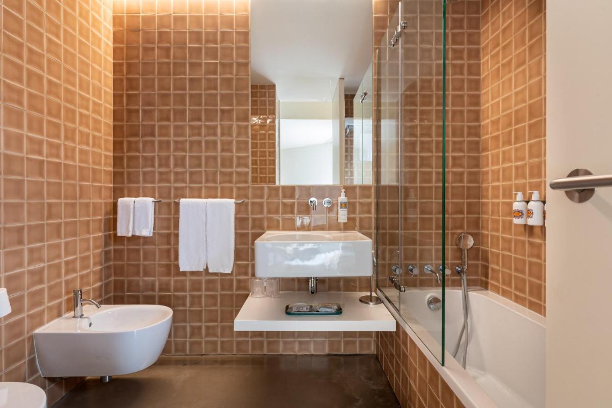 Uma casa de banho em Casas Da Lapa, Nature & Spa Hotel