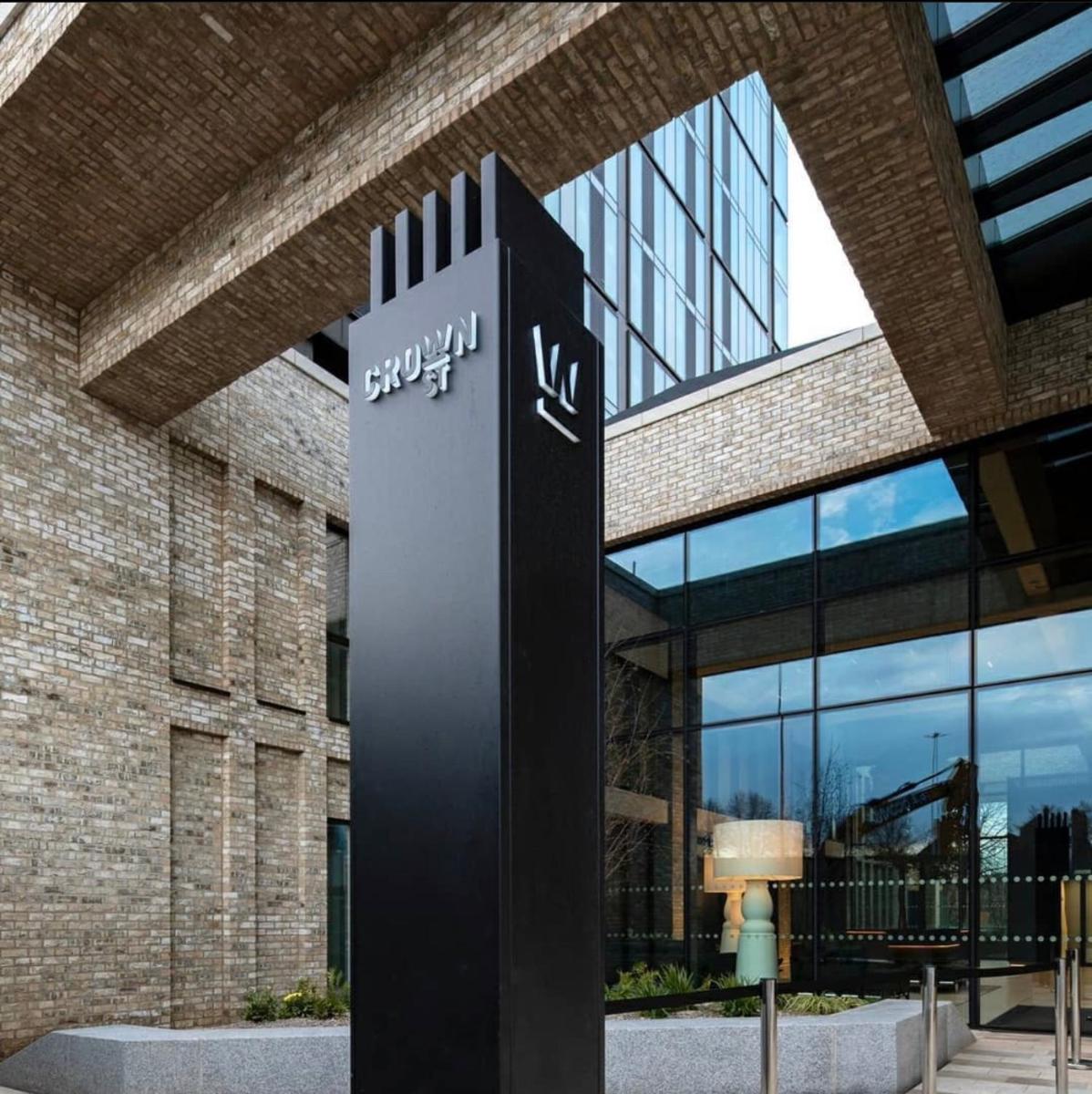Brand New Luxury Manchester City Centre 2 Bed Apartment Skyline Views - Hizvo