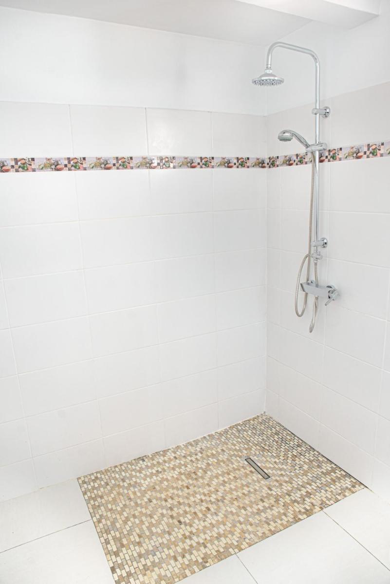 Suite jacuzzi et vue panoramique - BED AND COFFEE AIRPORT - Housity