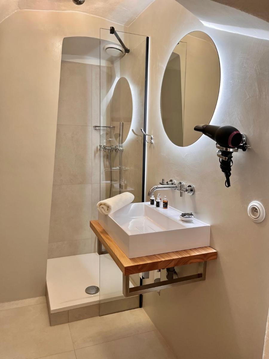 Hotel Kocour - Housity