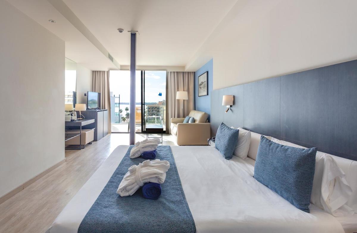 Cama o camas de una habitación en Marins Playa