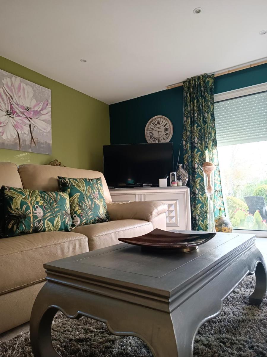 Maison de 2 chambres avec jacuzzi jardin clos et wifi a Lisle sur Tarn - Housity