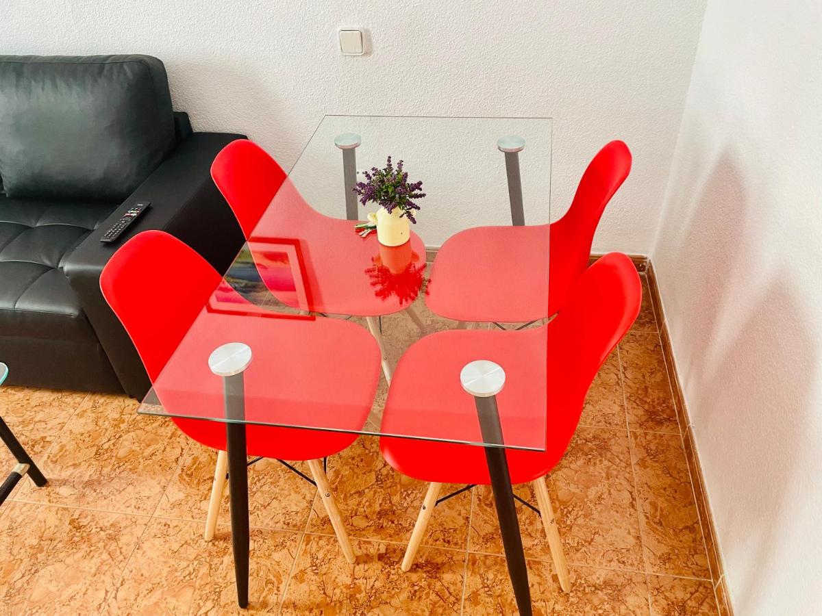 Alameda Beach I - Housity