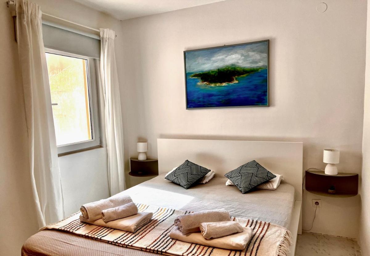 Suitetrails - Cozy one bedroom apartment in Nečujam