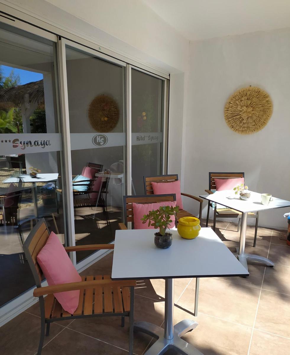 Logis Hôtel Synaya - Housity