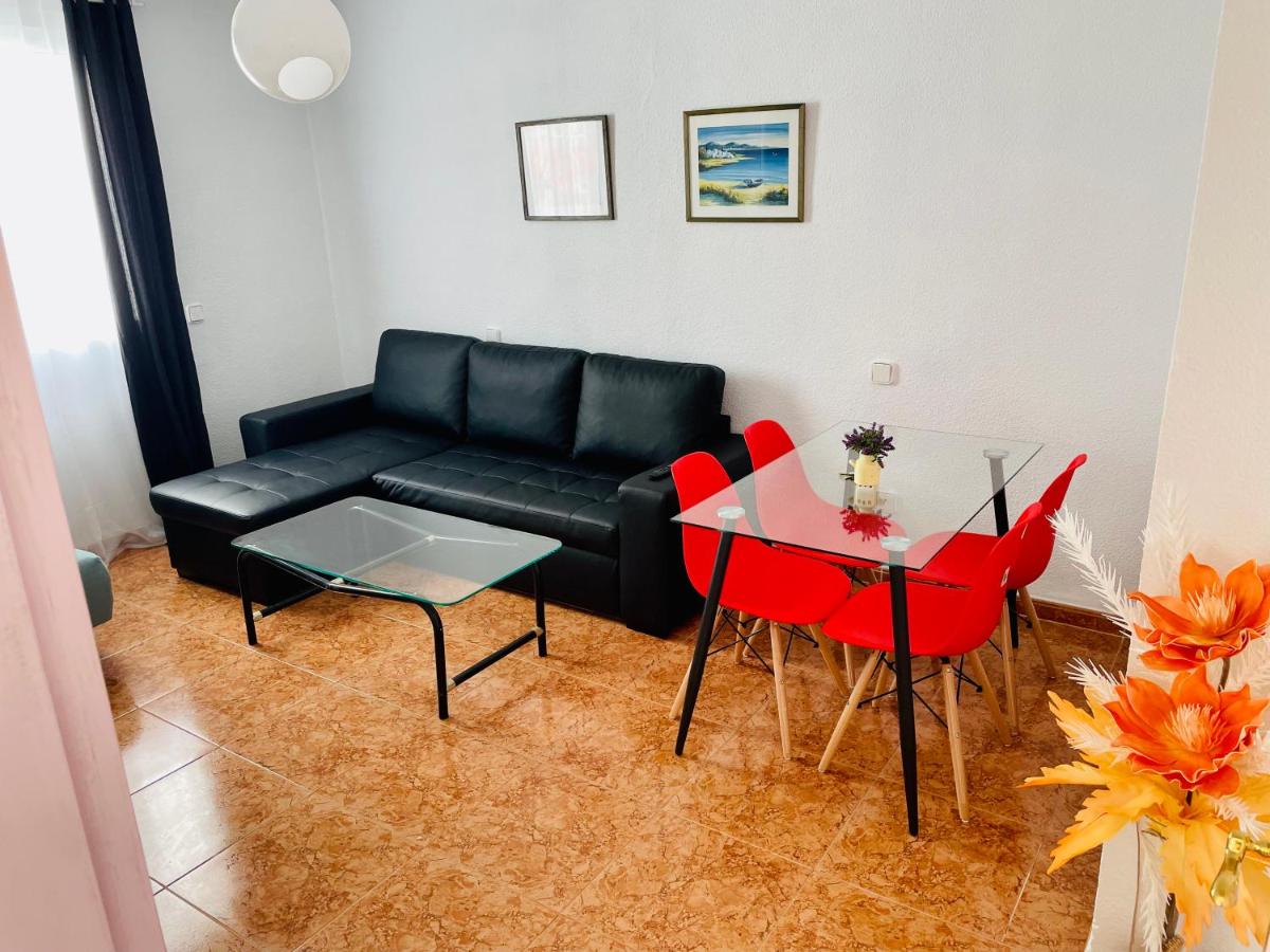 Alameda Beach I - Housity