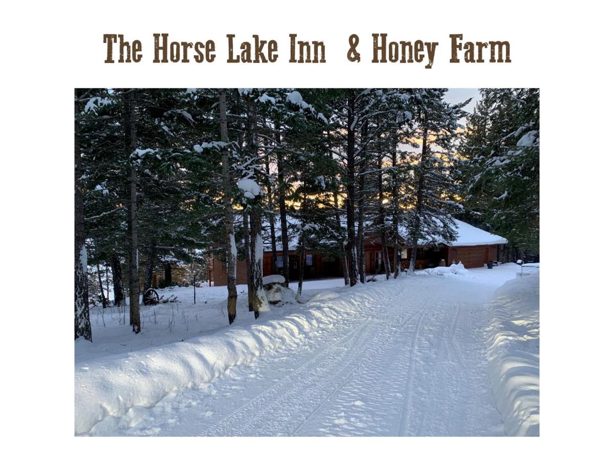The Horse Lake Inn - Housity
