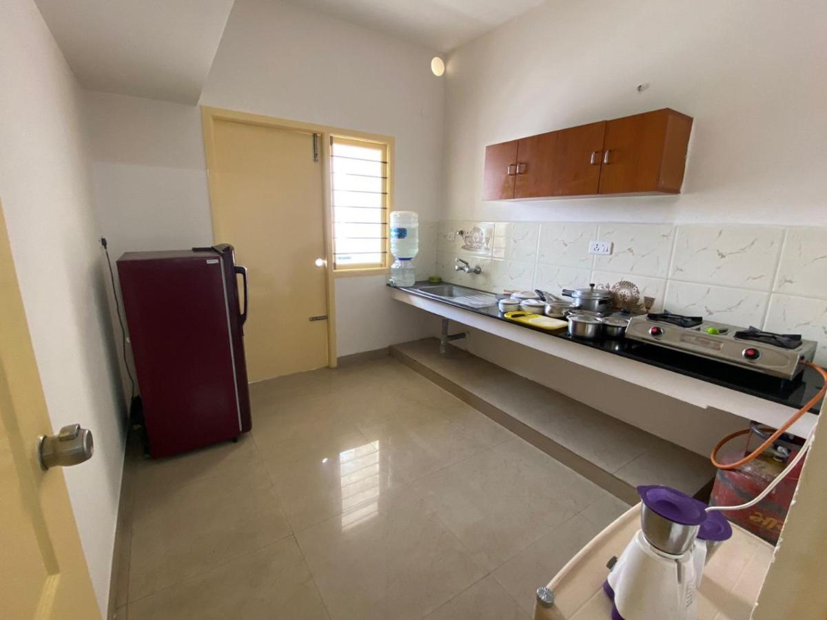 ThulasiRams Service Apartments - Housity