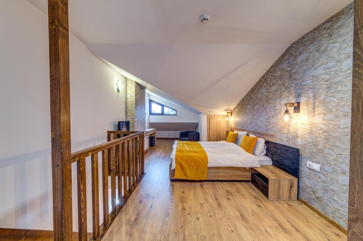 Suitetrails - Skyday Penthouse Deluxe at Oak Residence