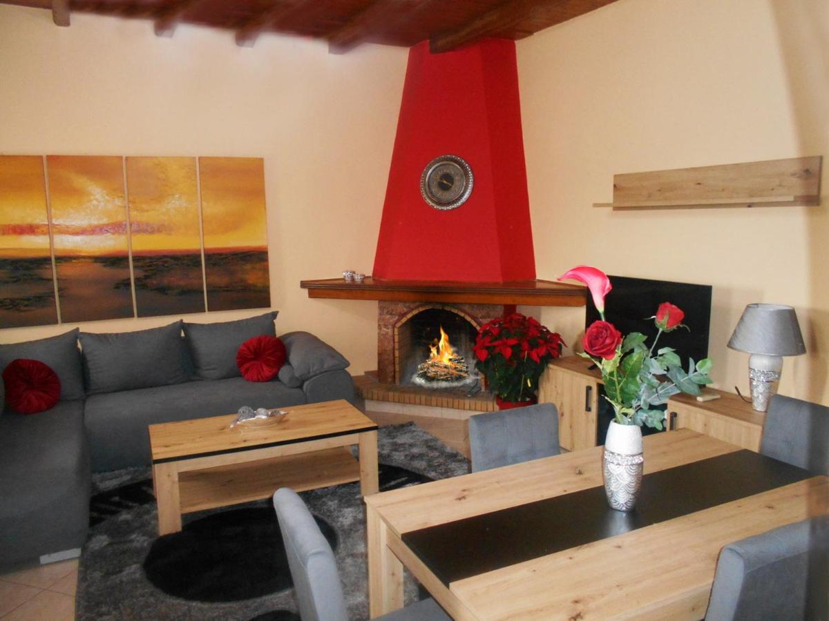 Little Castle - Housity
