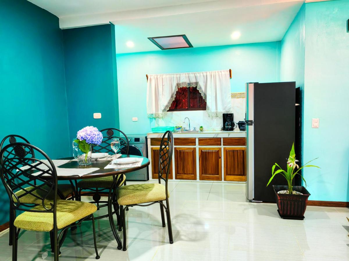 Monteverde House - Housity