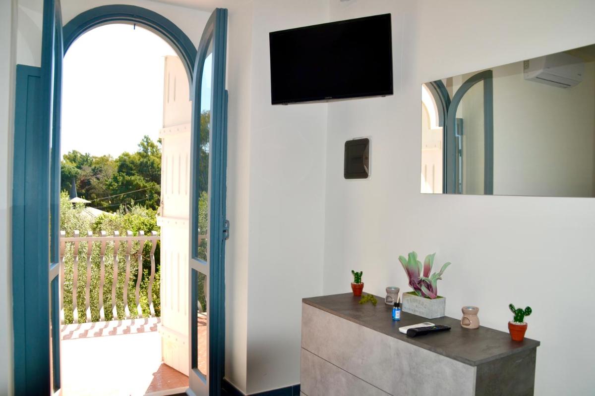 Sperlonga Paradise Suites 500m dal mare in estate Servizio navetta per Sperlonga centro - Housity