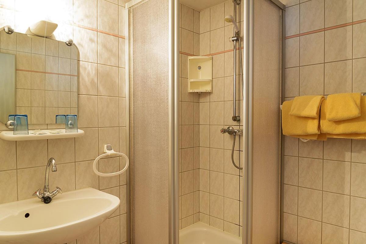 Ostseehotel Neubukow - Housity