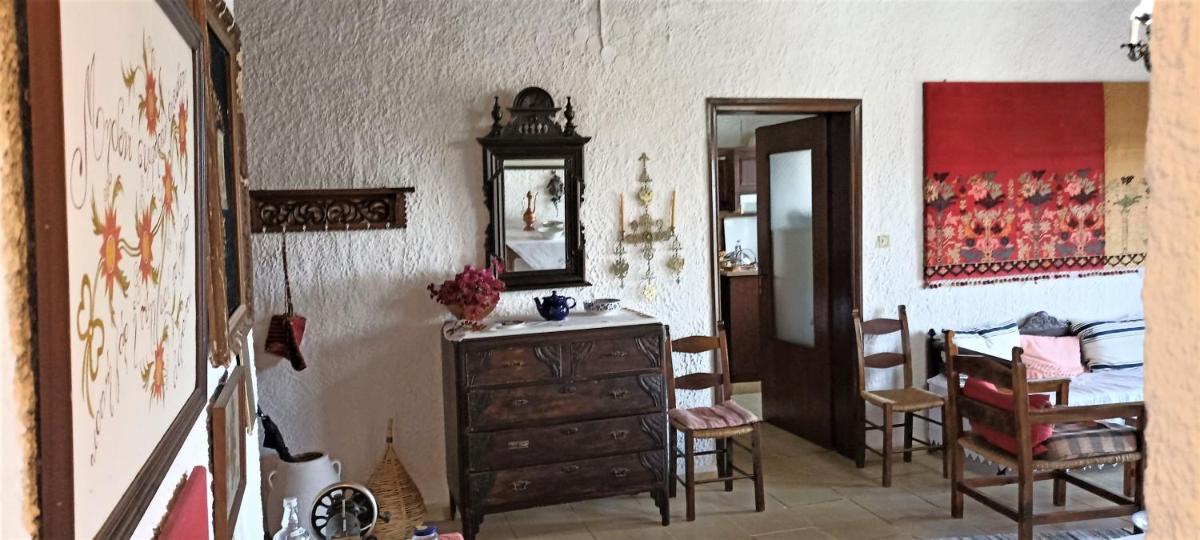 ALONI Cretan traditional house in Vamos Chania - Housity