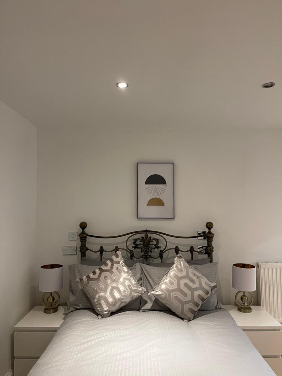 Luxury 2-bedroom apartment in the heart of Manchester city centre - Housity