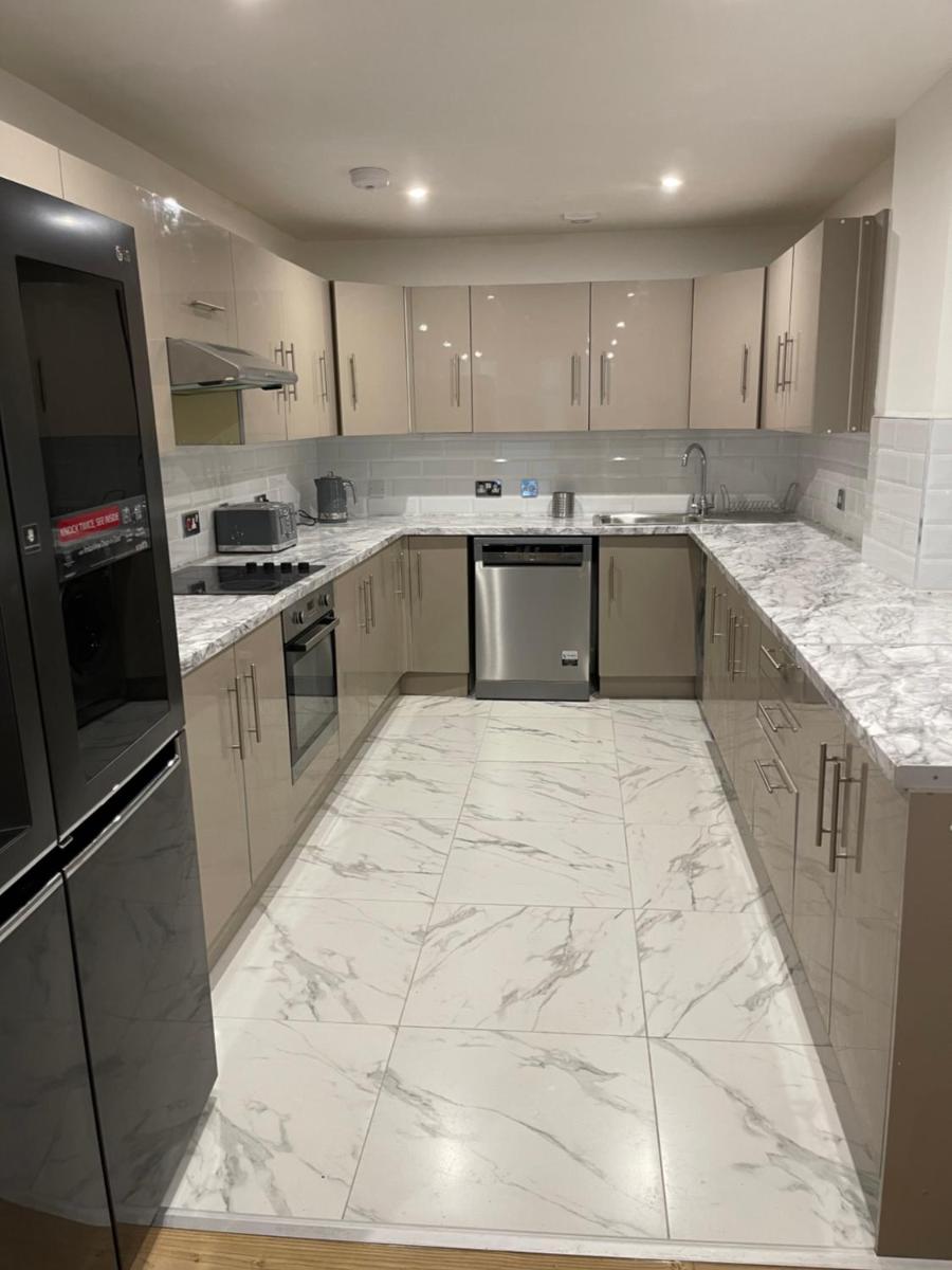 Luxury 2-bedroom apartment in the heart of Manchester city centre - Housity