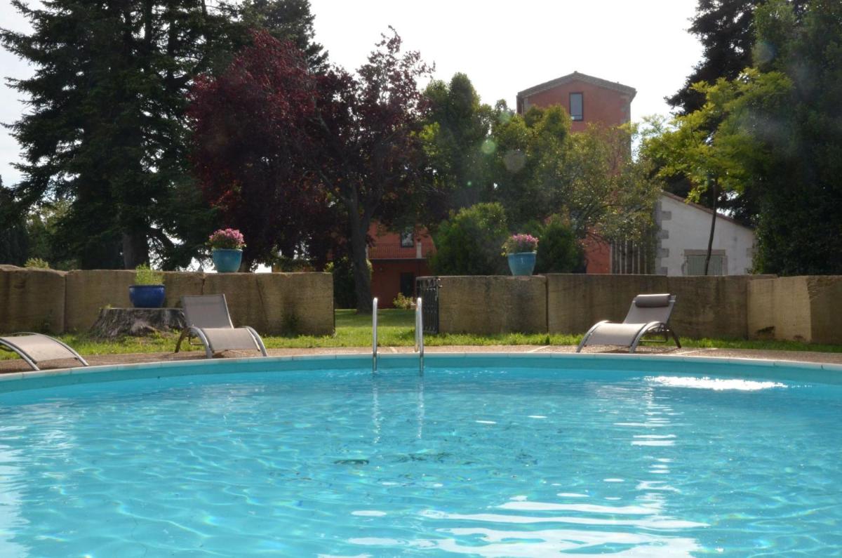 A bastide of authenticity in the heart of nature - by feelluxuryhdays - Housity