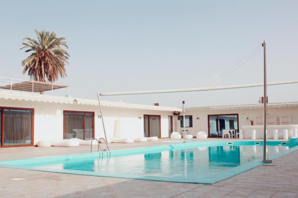 AK Luxury Farm House - Housity