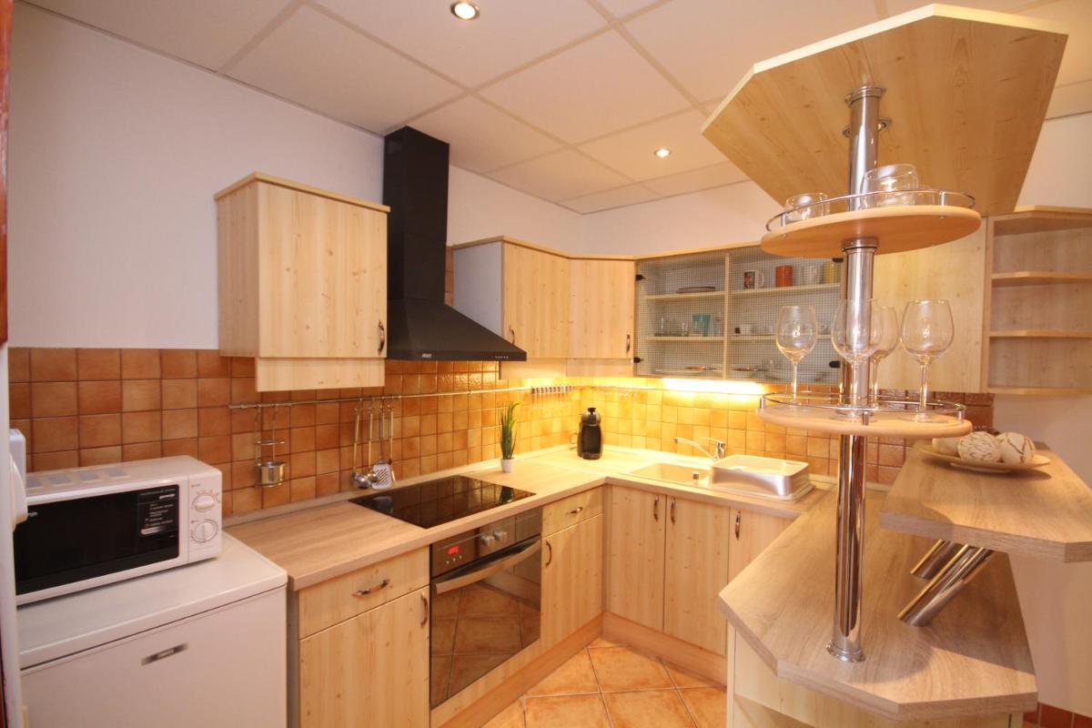 Suitetrails - Astra Apartman