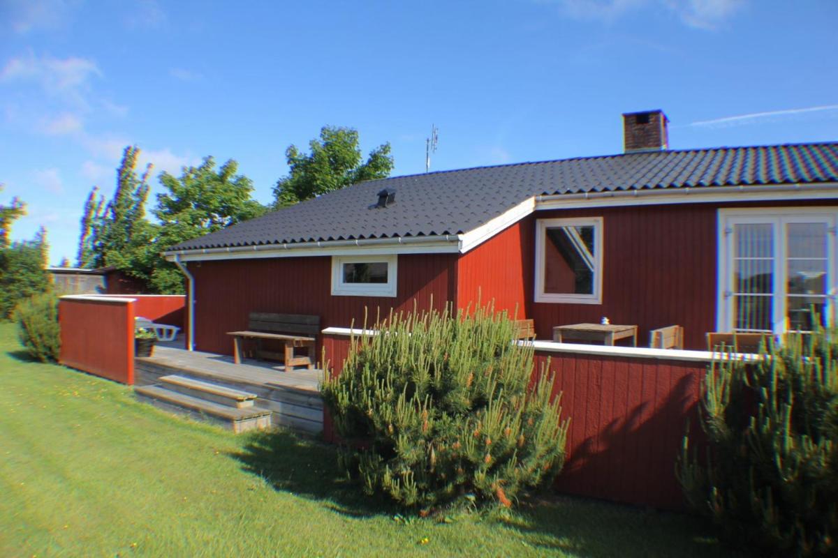 The Little Red Cabin Near Blåvand! - Housity