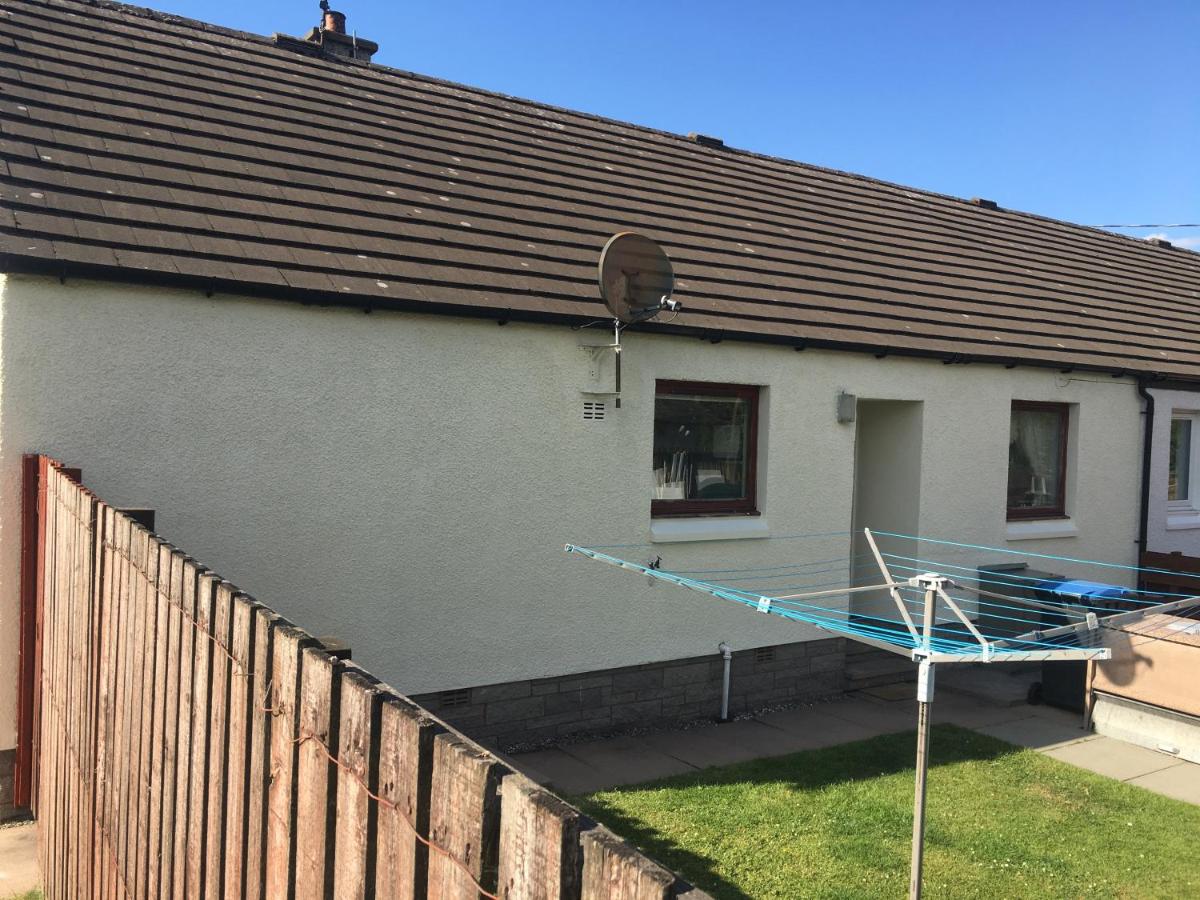 Lavender Cottage with Parking and Beautiful Views - Housity