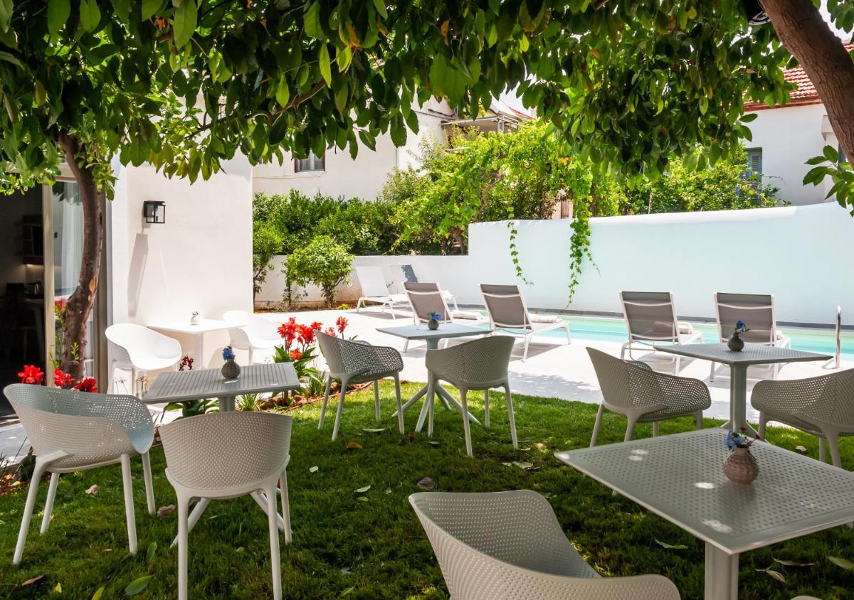 Epavli Boutique Hotel - Housity