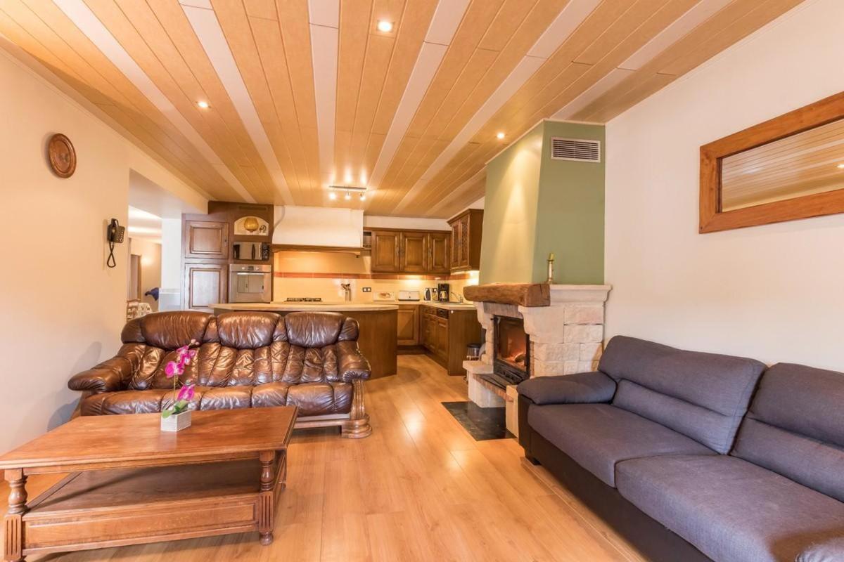 Champ Chequelin - Housity