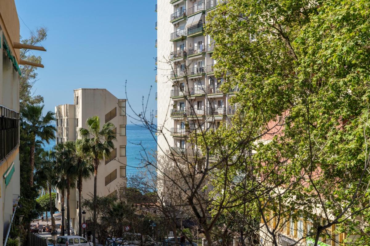 Modern Apartment next the Beach - Housity