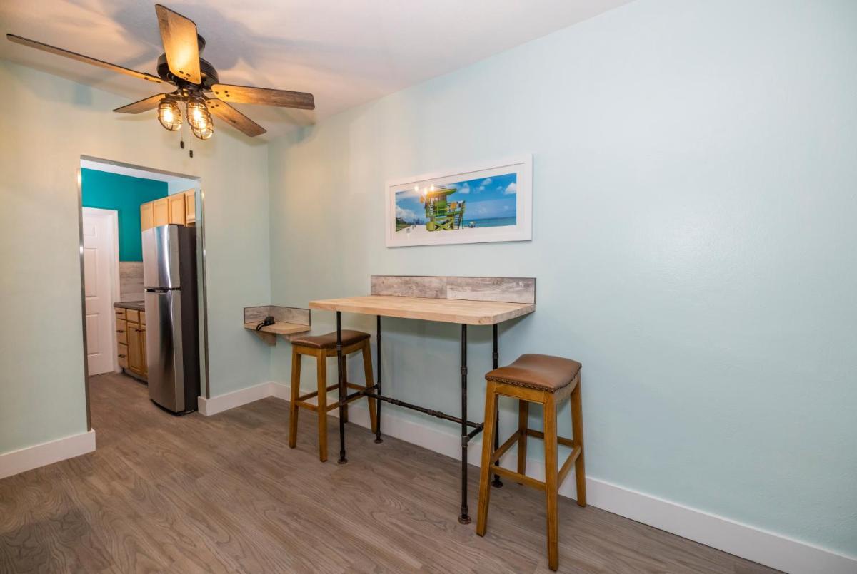 Suites on South Beach - Housity