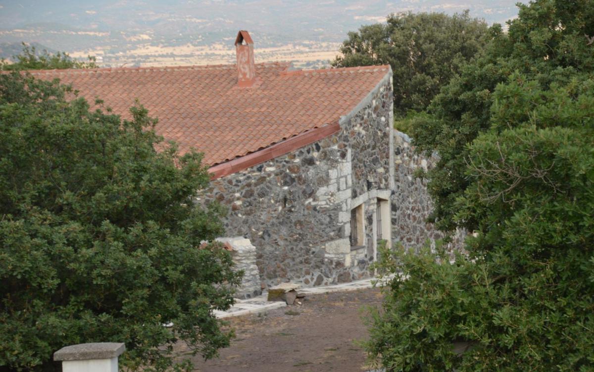 Su Montiju de sa falada manna - Housity