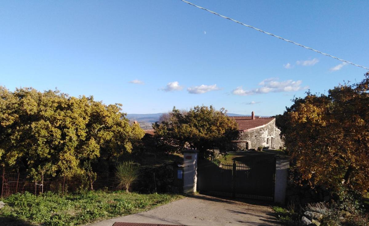 Su Montiju de sa falada manna - Housity