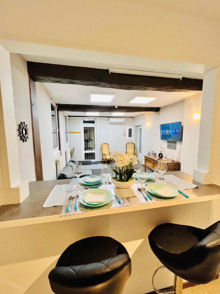 1 J&C Appartement et services - Housity