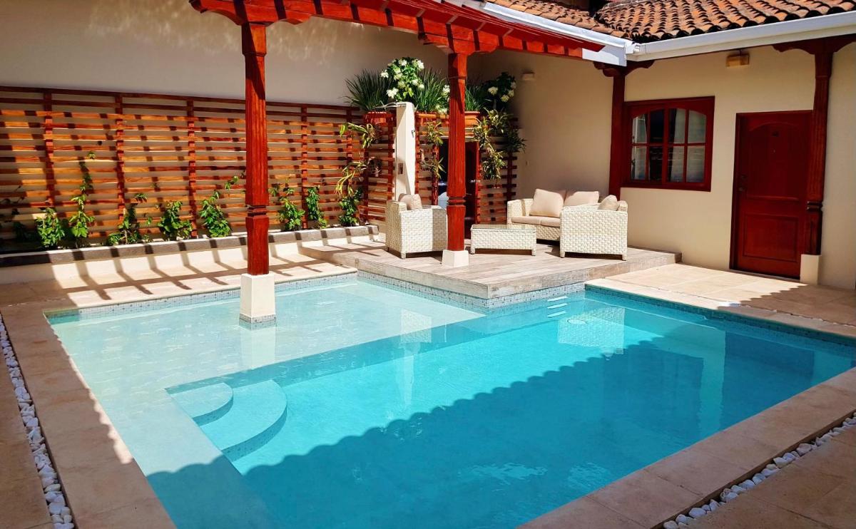 Hotel la Perla Leon - Housity