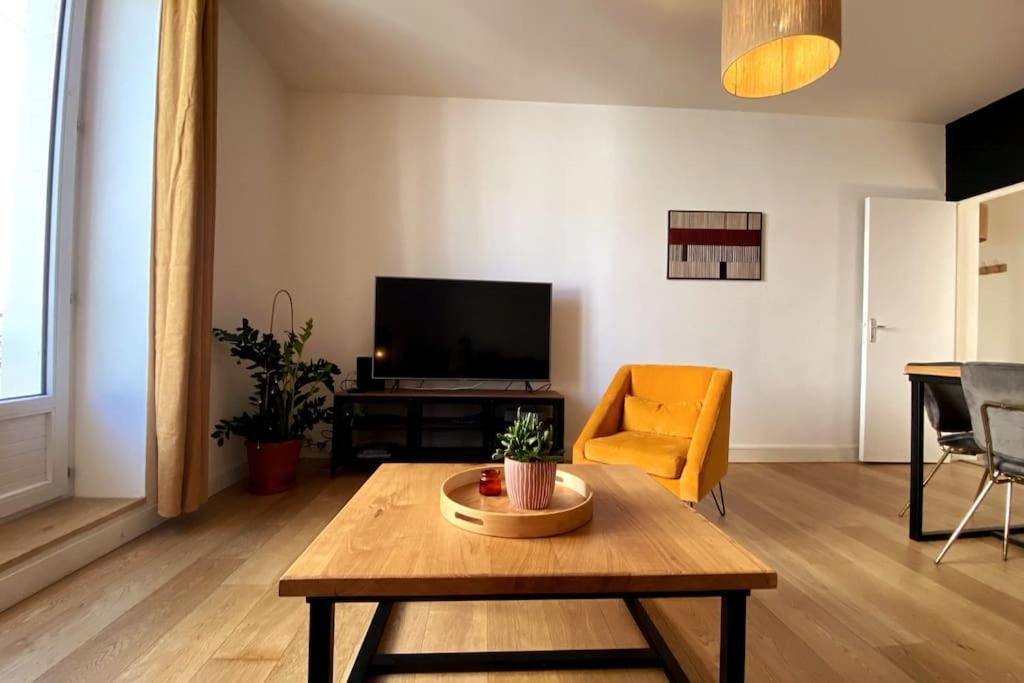 Suitetrails - bel appartement avec balcon en centre ville