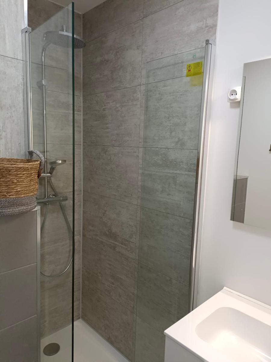 SPARKLE-STUDIO PROCHE PLAGE PLEIN CENTRE PARKING WIFI TERRASSE - La Grande Motte - Housity
