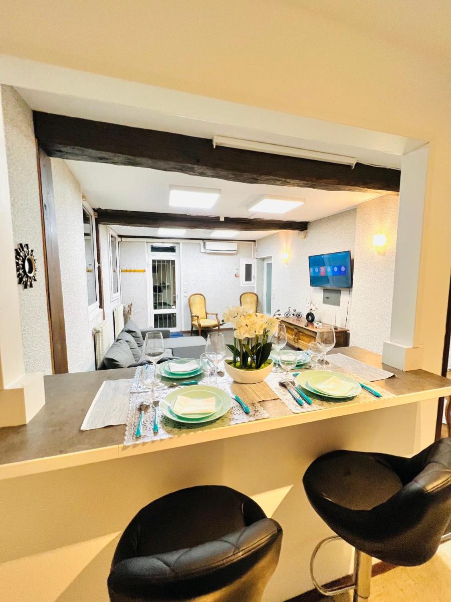 Suitetrails - 1 J&C Appartement et services