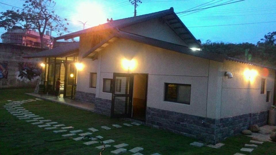 Yanyu Xihu Villa - Housity