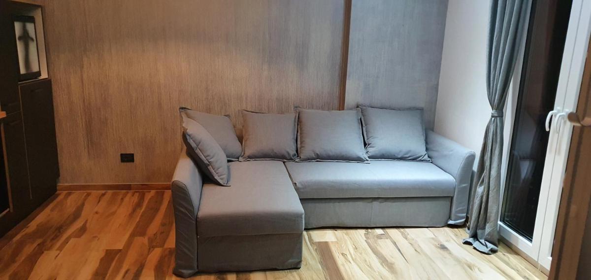 Fashion Villa - Housity