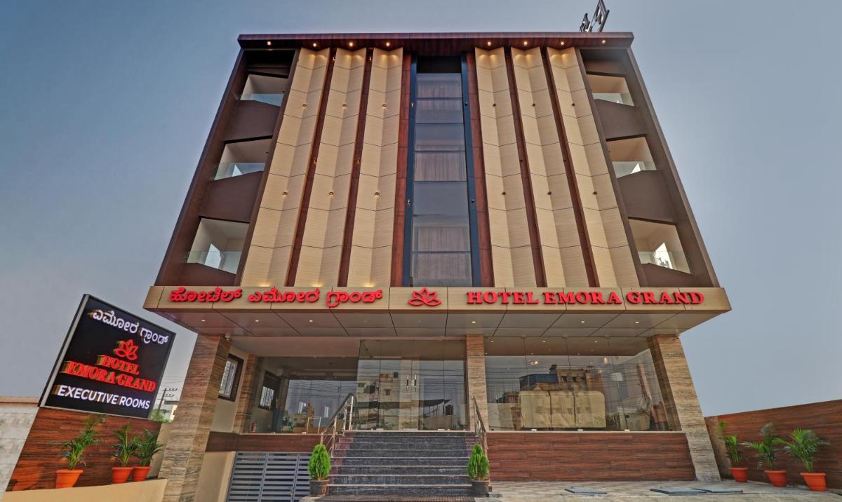 Treebo Trend Emora Grand - Housity