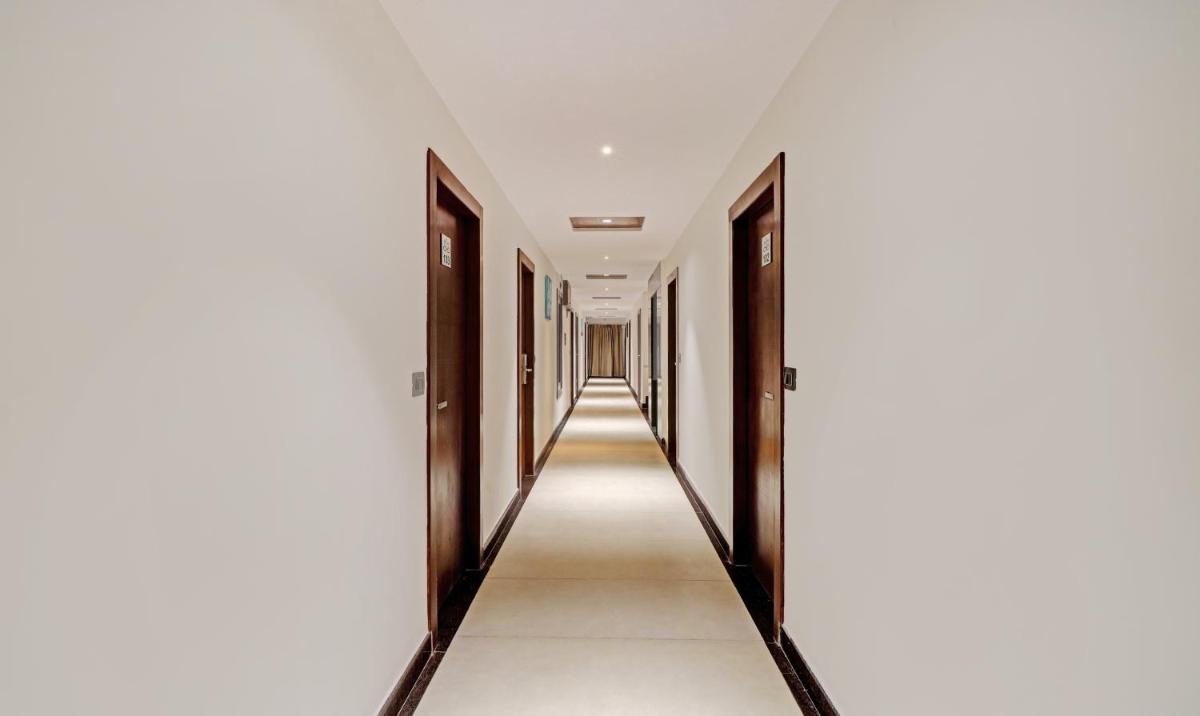 Treebo Trend Emora Grand - Housity