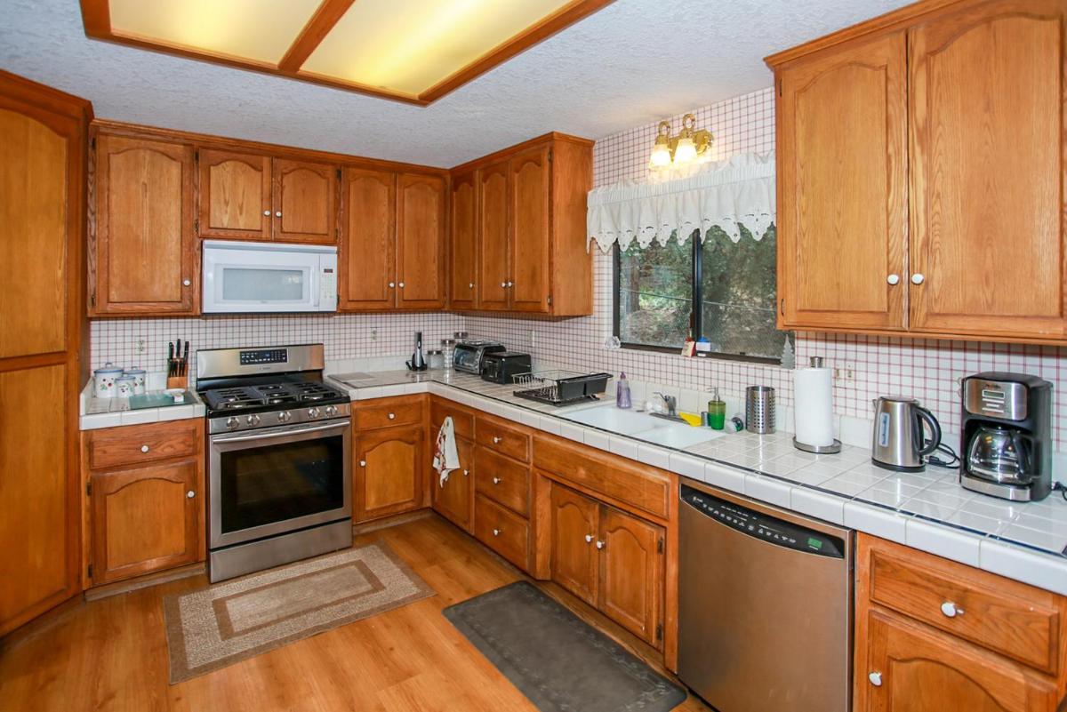 Bear Castle-1854 by Big Bear Vacations - Housity