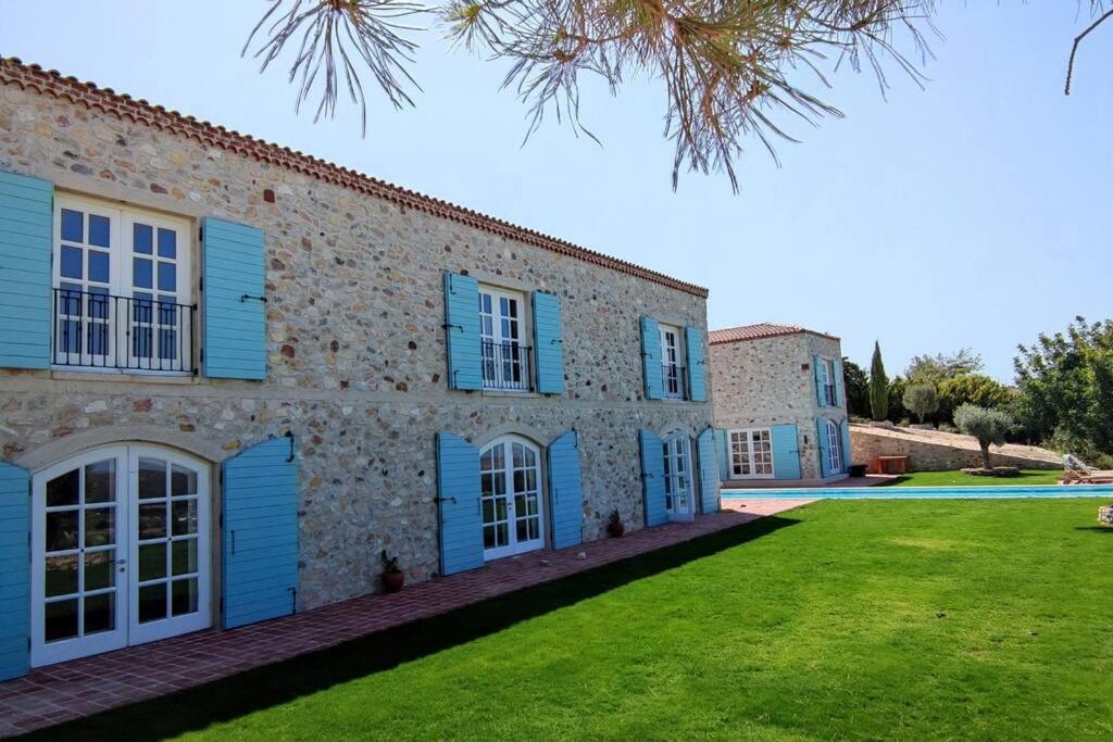 Suitetrails - Magnificent Stone House Villa 14 beds 7 en-suite rooms Çeşme (450 m2 6500 land)
