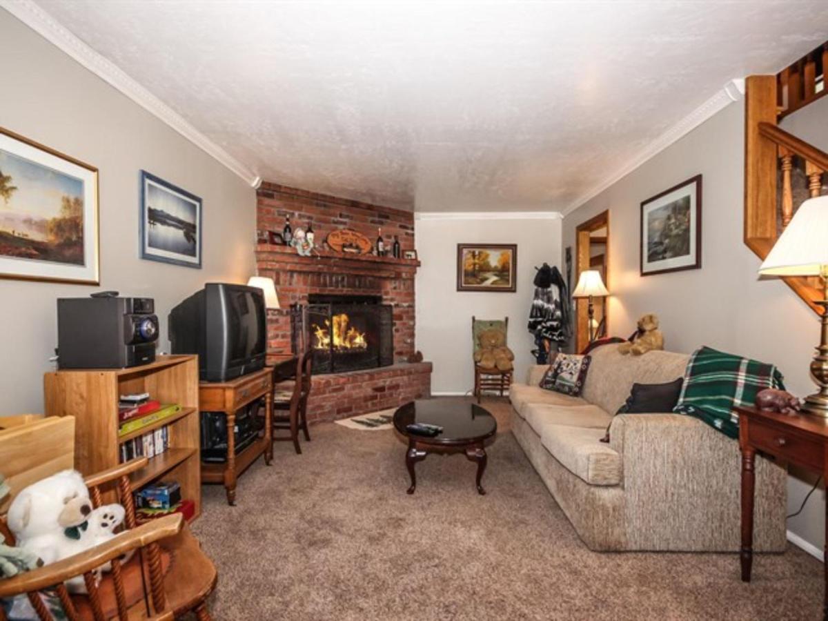 Idle Hours Inn - 1945 by Big Bear Vacations - Housity
