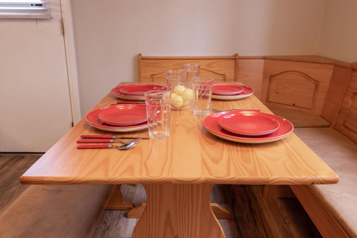 Mojave Getaway - 1958 by Big Bear Vacations - Housity