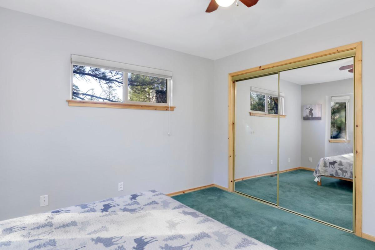 River Rock Lodge - 1953 by Big Bear Vacations - Housity