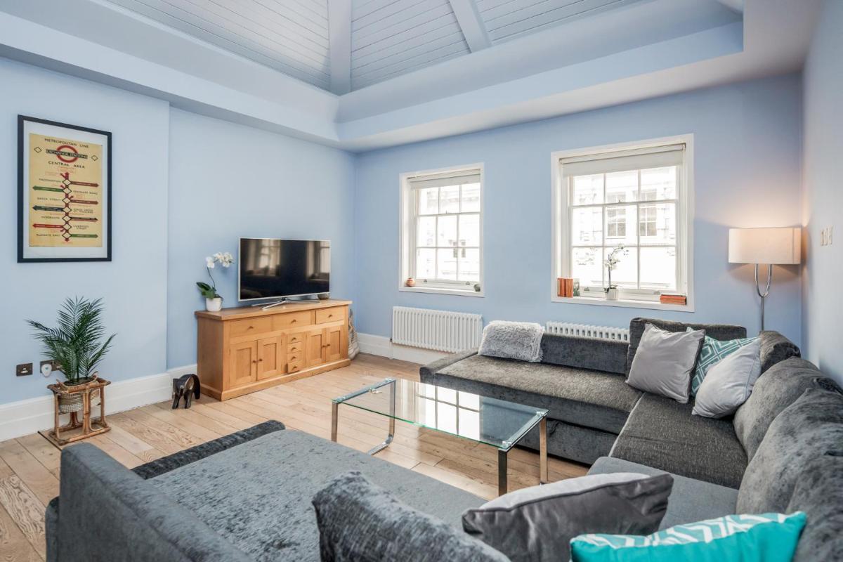 Covent Garden Penthouse for 8 - Housity