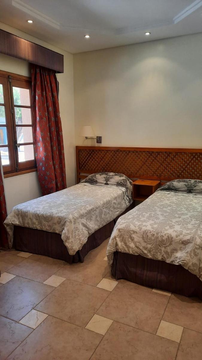 Hotel El Volcán - Housity