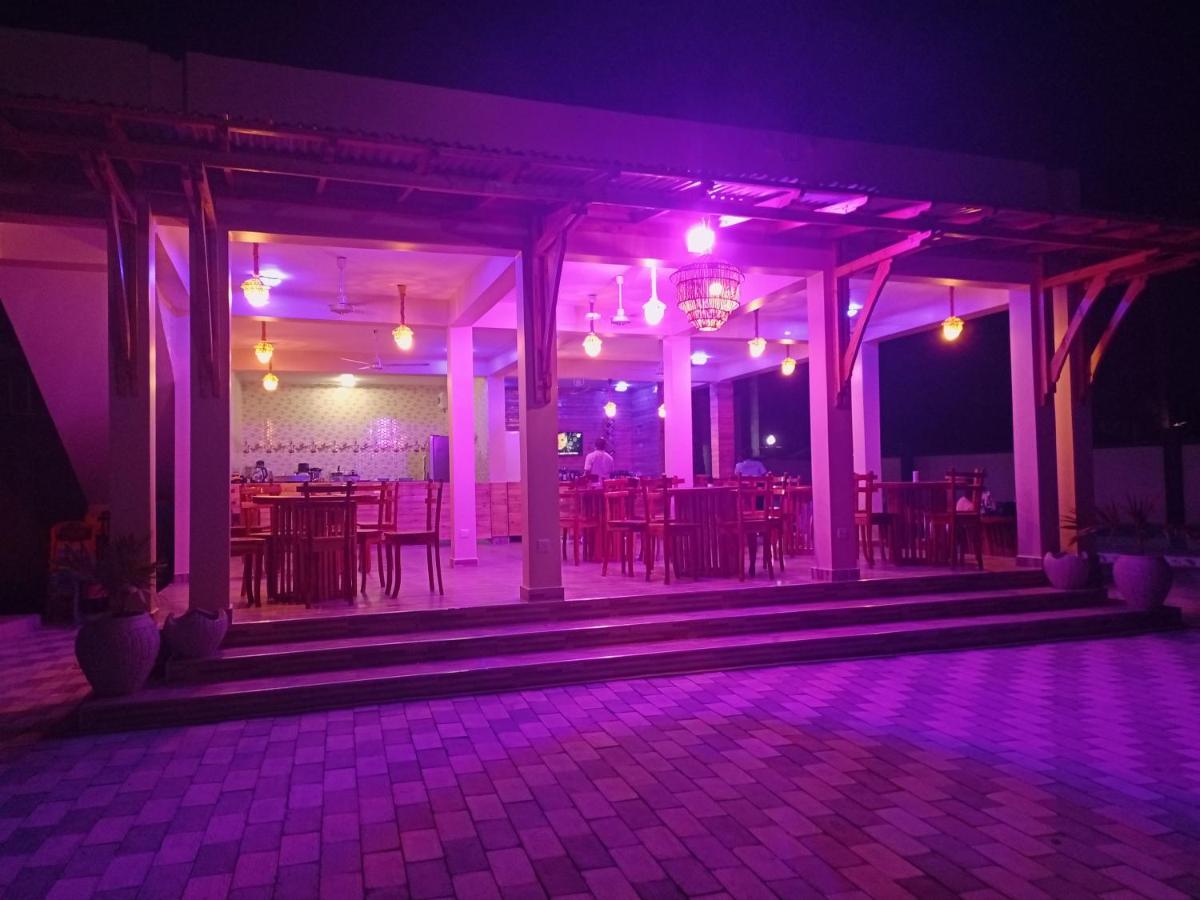 Suitetrails - Chibuba Airport Accommodation