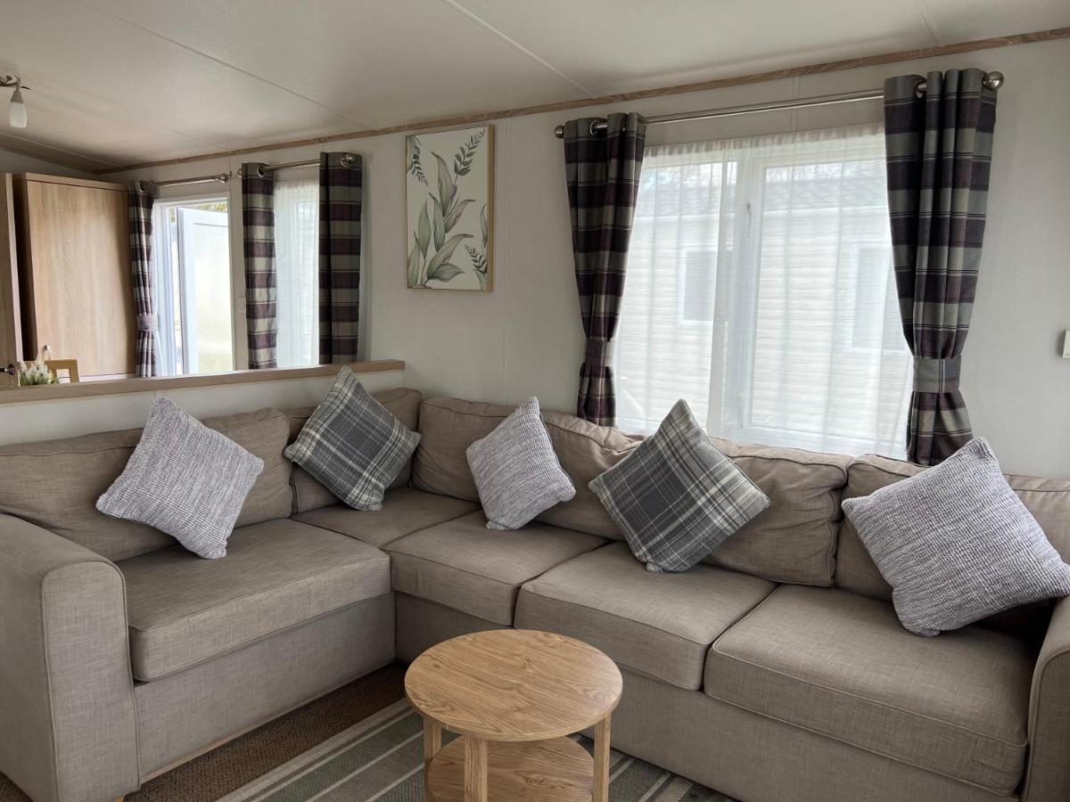 forest beach bashley park - Housity